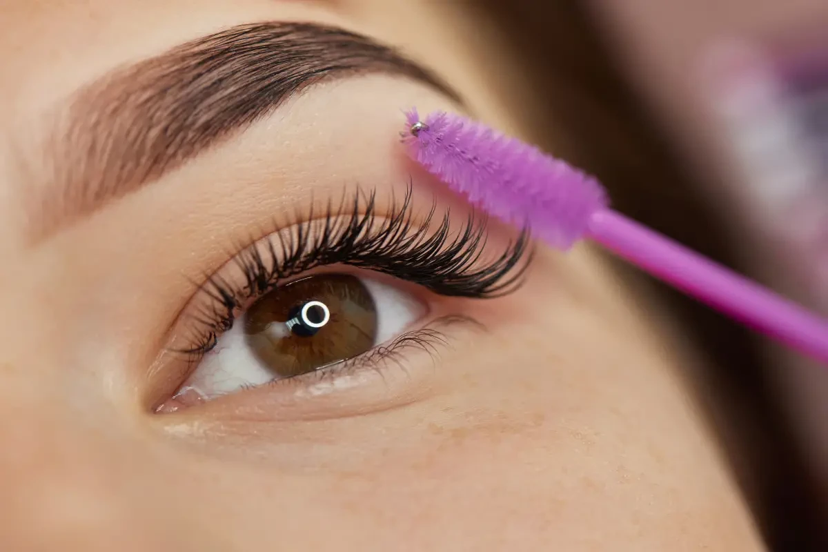 Rehaussement de cils & Browlift autour de Cognac